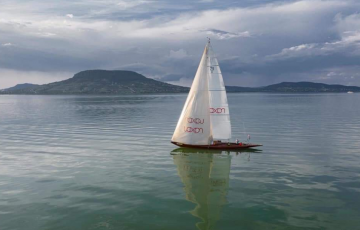 Balatoni vitorlázás az ikonikus Nemerével!