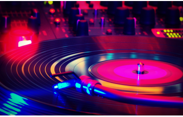 Nyárindító Salsa est a BiztosRandival!