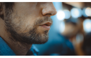 Mire vágyik a NŐ? – Az ellenállhatatlanul vonzó férfi titka nőktől CSAK férfiaknak!