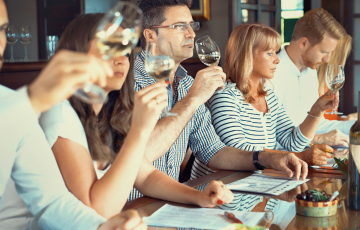 Exkluzív Nőnapi Borkóstoló és Randi Est